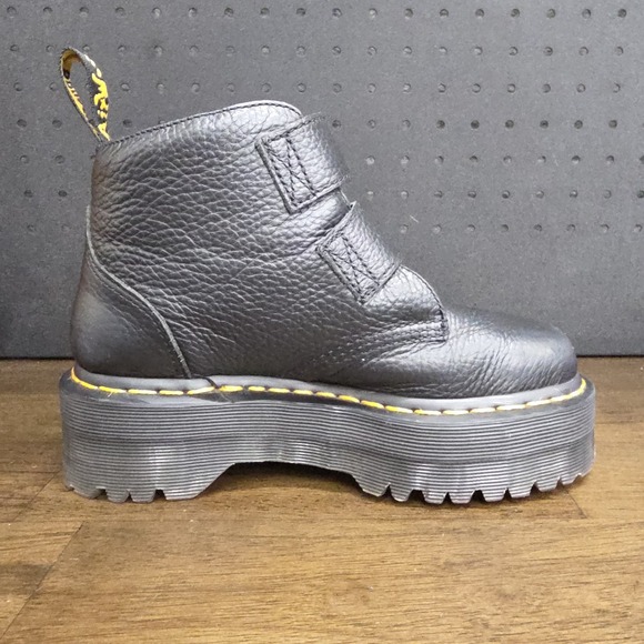 Doc Dr Martens DEVON HEART Leather Platform Buckle Boots Women's Size 6 US - Picture 10 of 12